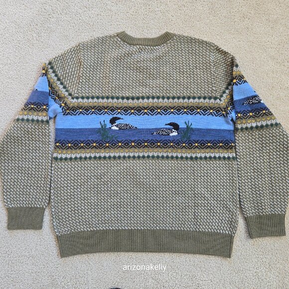 NWT *SOLD OUT* Men's L.L. Bean Merino Wool Sweater LOONS Lake Maine Bird - Picture 6 of 9